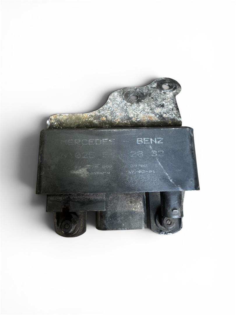реле накала свечей Mercedes-Benz C-Класс W203/S203/CL203 2003, дизель, 0255452832, A0255452832 - фото №1