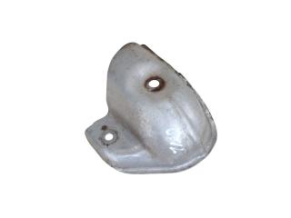 защита (экран) выпускного коллектора Toyota Yaris XP9 2006, 1.4 л., дизель