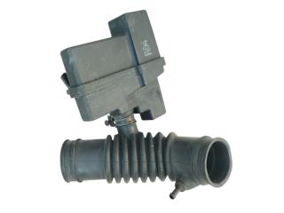 патрубок воздушного фильтра Hyundai Accent 2 поколение [рестайлинг] 2004, 1.5 л., бензин, 28138-26651, 28190-26610