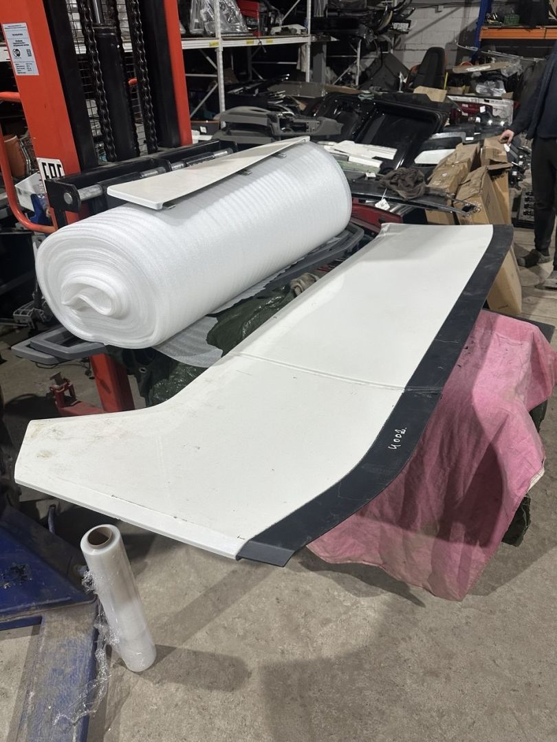 Спойлер кабины Scania 6-series, 2588096, 2588094, 2307243, 2311432, 2588106 - фото №1