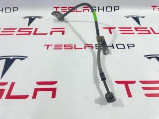 шланг тормозной Tesla Model 3 1 поколение 2019, 1044721-00-D