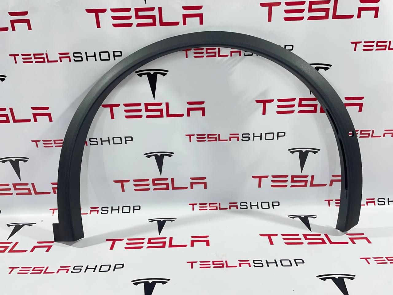 накладка колесной арки Tesla Model X 1 поколение 2018, 1035289-00-H, 1034430-00-F - фото №1