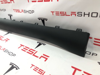 Накладка порога рокерной панели Tesla Model Y 1 поколение 2020, 1497740-00-C, 1493631-90-B