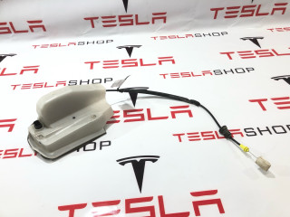 замок двери задней правой Tesla Model 3 1 поколение 2022, 1068969-00-G, 1500675-00-A