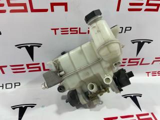 Тепловой насос Tesla Model 3 1 поколение 2019