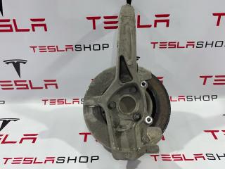 кулак поворотный правый Tesla Model 3 1 поколение 2019, 1044316-00-E, 1044121-00-B