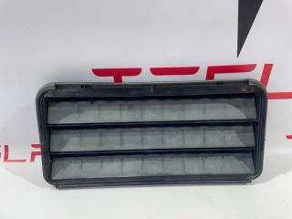 Вентиляционный клапан заднего багажника Tesla Model 3 1 поколение 2019, 1098751-00-C