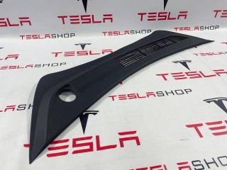 Подкапотный пластик бокса Tesla Model 3 1 поколение (2017 - 2026), 1081675-00-B, 1081692-00-C