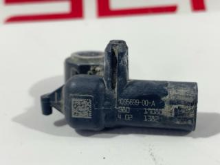 датчик удара Tesla Model 3 1 поколение 2019, 1095699-00-A