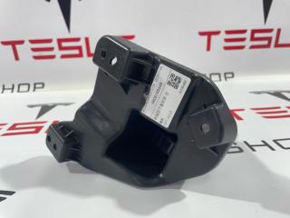 крепление бампера Geely Binyue 1 поколение [2-й рестайлинг] 2025, 6608189449