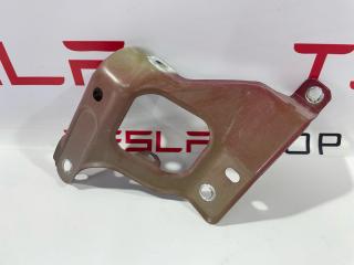 Кронштейн лонжерона (поддержка крыла/фары) Tesla Model 3 1 поколение 2019, 1086016-S0-A