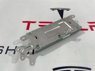 Радио FM/HD/XM Tesla Model 3 1 поколение 2019, 1079749-00-D