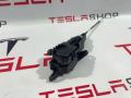 электропривод замка капота Tesla Model 3 1 поколение 2022, 1098789-00-D, 1098790-00-D, 1500398-00-H, 1643071-00-A - фото №4