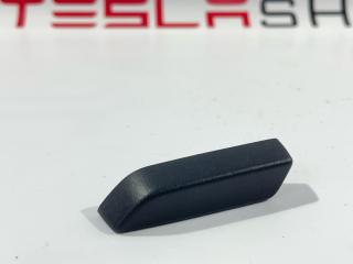 блок управления сиденьем Tesla Model 3 1 поколение 2019, 1098529-00-F, 1098840-00-E