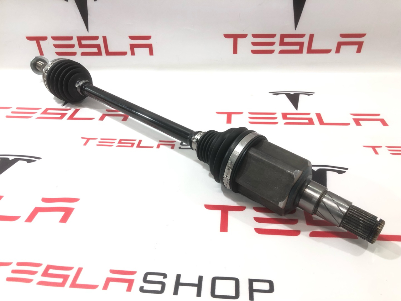 полуось (приводной вал, ШРУС) Tesla Model 3 1 поколение 2020, 1044119-00-D, 1536670-00-B - фото №1