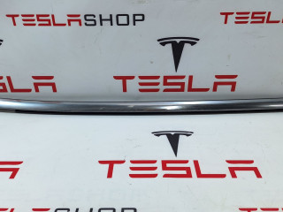 молдинг двери передней правой Tesla Model S 1 поколение [рестайлинг] 2016, 1038394-00-A