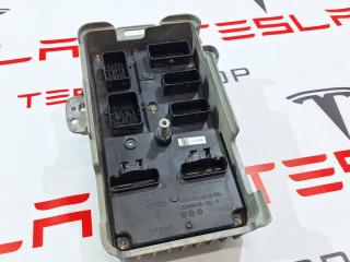 Блок управления BCM (Body Control Module) Tesla Model S 1 поколение [2-й рестайлинг] 2022, 1588948-00-A, 1562294-00-A, 1585663-00-C, 1585663-20-D