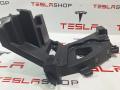 крепление фары правой Tesla Model X 1 поколение 2018, 1043612-00-F - фото №2