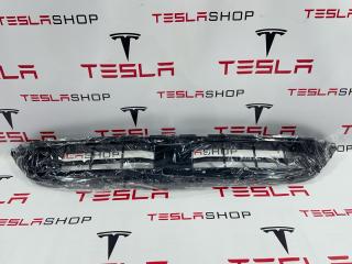 заглушка (решетка) в бампер Geely Binyue 1 поколение [2-й рестайлинг] 2025, 6608189432