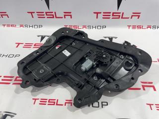 стеклоподъемник задний правый Tesla Model 3 1 поколение 2019, 109662399J, 1096623-99-H, 1096623-00-K