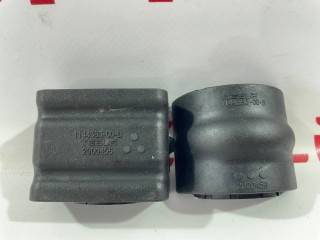 втулка стабилизатора передняя Tesla Model 3 1 поколение 2019, 1144387-00-A, 1111754-00-B, 1144383-00-B