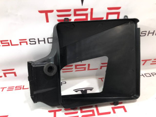 воздуховод (дефлектор) радиатора Tesla Model S 1 поколение [рестайлинг] 2017, 1058072-00-C