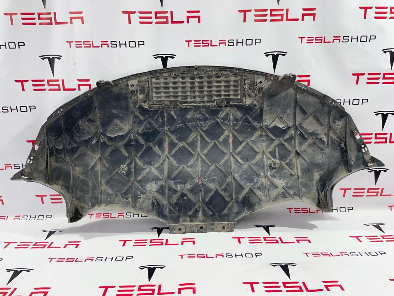 защита бампера заднего Tesla Model 3 1 поколение 2019, 1135410-00-A, 1135412-00-A, 1460156-00-A, 1137819-00-A - фото №1