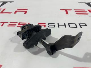 ограничитель открывания двери Tesla Model 3 1 поколение 2019, 1089507-00-D, 9507-C, 19030