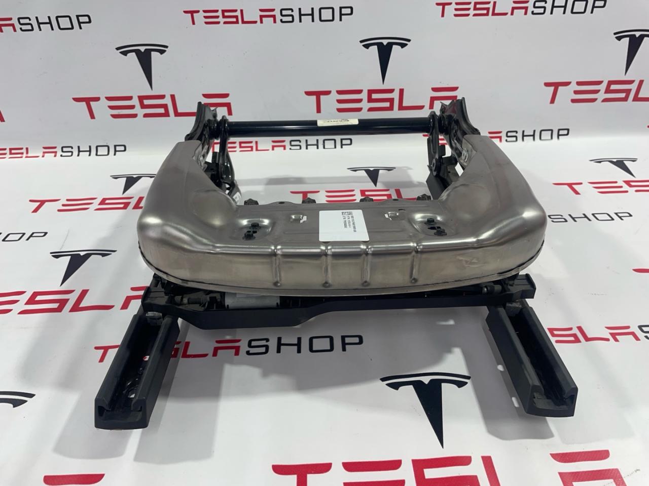 Салазка переднего сиденья Tesla Model Y 1 поколение 2021, 1119853-00-B, 1456943-00-C, 1101682-00-G, 1101683-00-G - фото №1