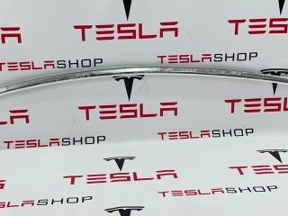 Молдинг кузова боковой Tesla Model 3 1 поколение 2019, 1083519-00-D