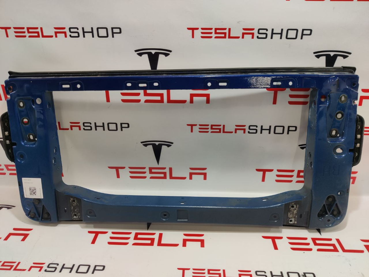 обшивка салона Tesla Model X 1 поколение 2016, 1028769-00-L, 1028783-00-L - фото №1