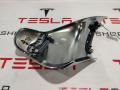 Накладка хромированная 2-го ряда сидения Tesla Model X 1 поколение 2016, 1062962-00-B - фото №4