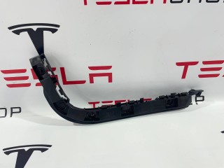 Крепление бампера заднего Tesla Model 3 2 поколение 2025, 1762735-00-C, 1757098-00-D