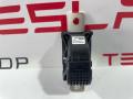 пиропатрон основной батареи Tesla Model 3 1 поколение 2019, 1064689-00-J, 1095158-00-C, 1095154-00-C - фото №4