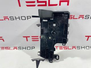 Блок управления BCM (Body Control Module) Tesla Model 3 1 поколение 2019, 1100340-00-H