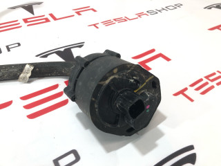 Насос охлаждающей жидкости (Помпа) Tesla Model S 1 поколение [рестайлинг] 2016, 1027549-00-D, 1037327-00-G