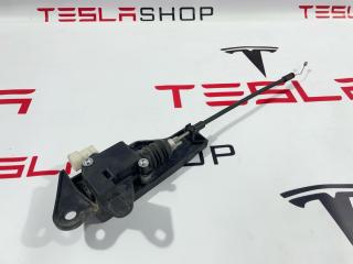 электропривод замка капота Tesla Model 3 1 поколение 2019, 1098789-00-C