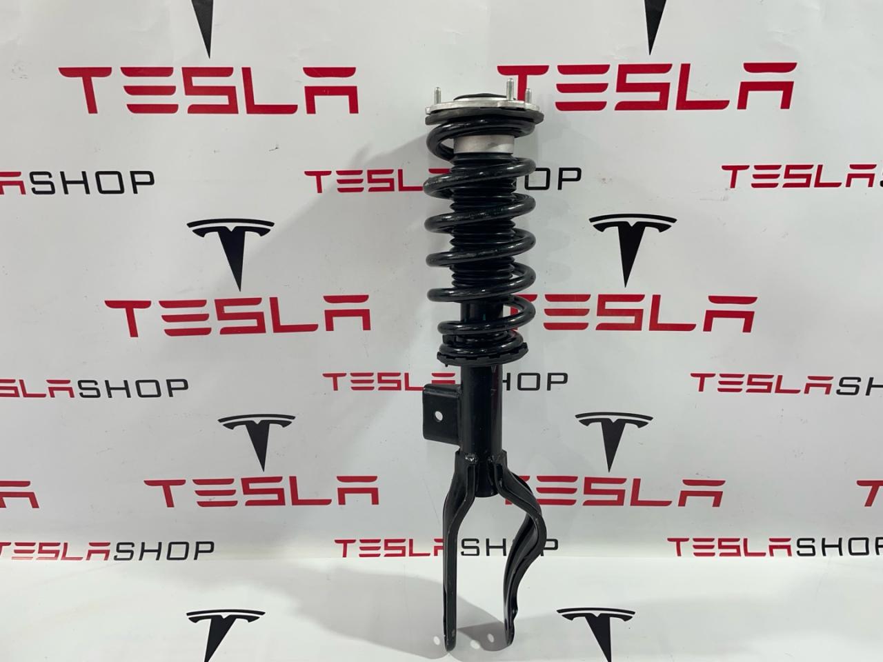 амортизатор передний левый Tesla Model 3 1 поколение 2019, 104436300F, 1188065-00-S - фото №1