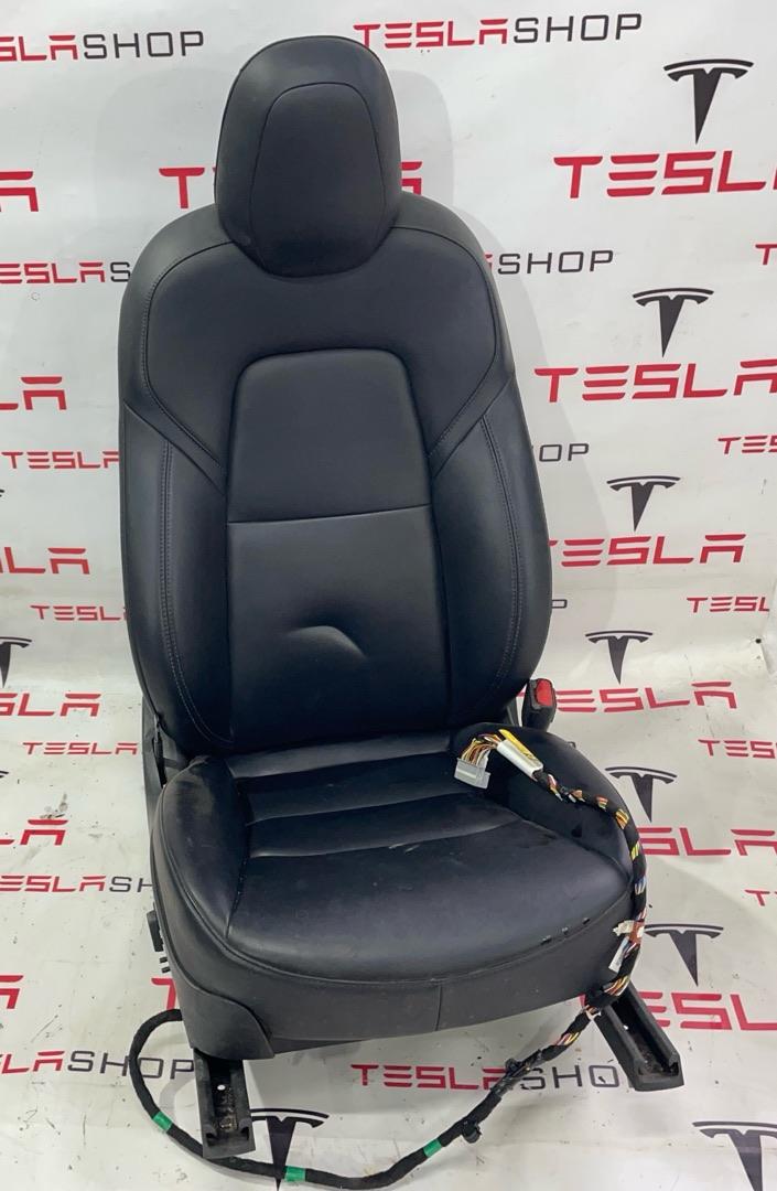 сиденье переднее Tesla Model 3 1 поколение 2019, 1076116-03-F, 7654324-01-B, 1126932-00-B, 1489060-03-F - фото №1