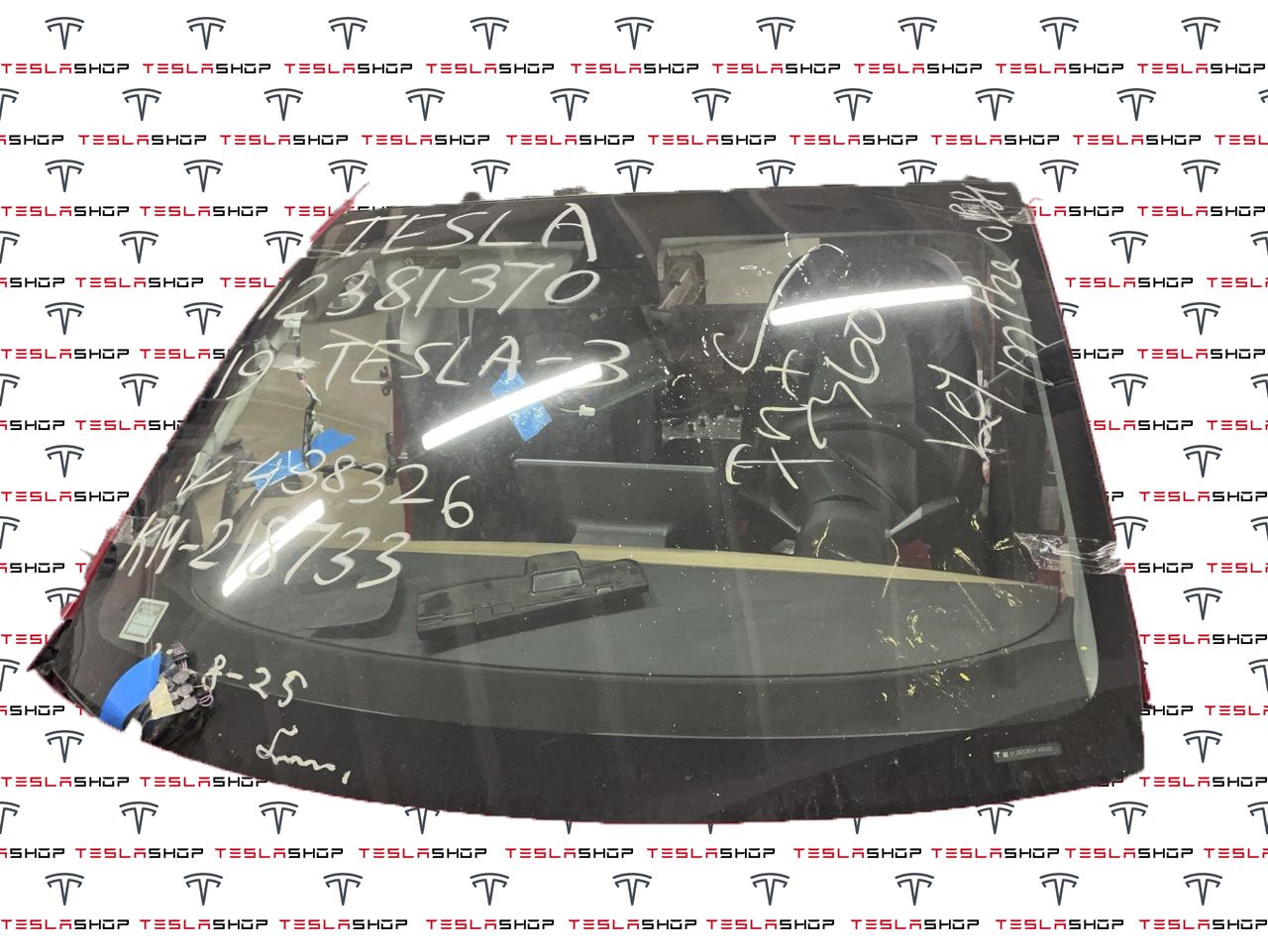 стекло лобовое Tesla Model 3 1 поколение 2019, 1466270-00-C, 1110860-00-F, 1126265-00-F - фото №1