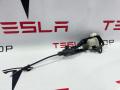 электропривод замка капота Tesla Model 3 1 поколение 2019, 1098790-00-D - фото №2