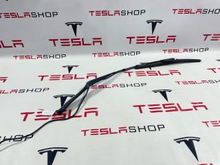 щеткодержатель (поводок стеклоочистителя, дворник) Tesla Model 3 1 поколение 2019, 1076729-00-B, 1076727-00-C, 1621687-00-A