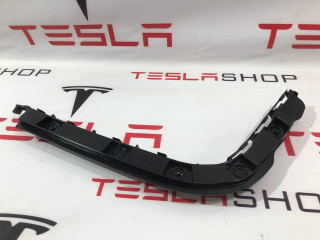 Крепление бампера заднего Tesla Model 3 1 поколение 2021, 1083990-00-I, 1083988-00-I