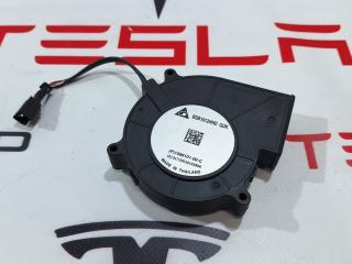 вентиляция сиденья (кулер) Tesla Model S 1 поколение [2-й рестайлинг] (2021 - 2026), 1571079-00-B, 1571079-00-C, 1589101-00-C