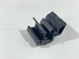 Клипса крепления переднего багажника (корыто) к крылу Tesla Model 3 1 поколение 2019, 1472874-00-B, 1472873-00-C, 1472872-00-C