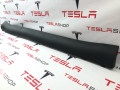 Накладка порога рокерной панели Tesla Model Y 1 поколение 2020, 1497744-00-B, 1493632-90-B - фото №2