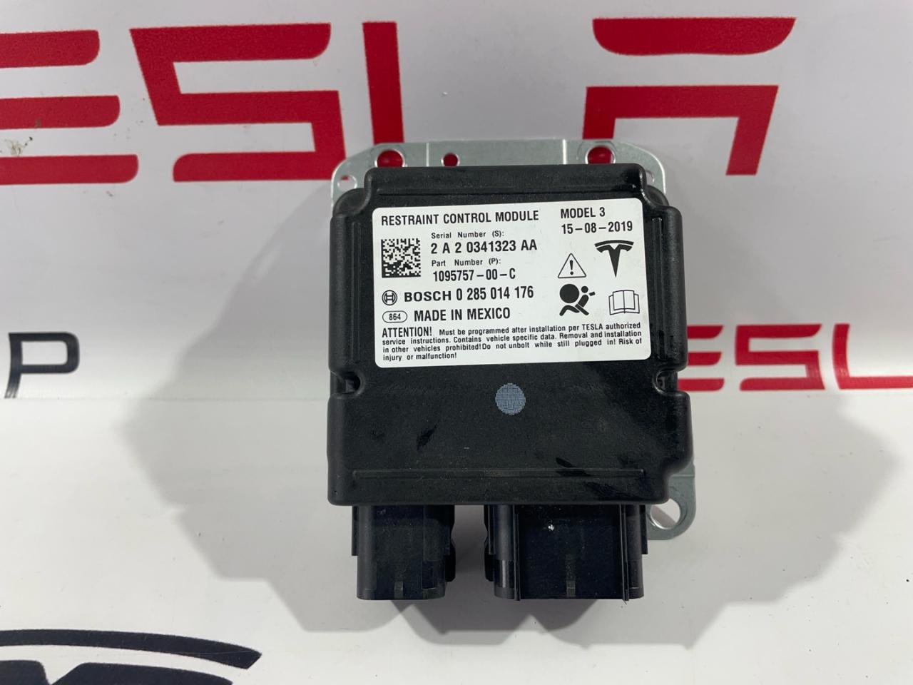 блок AirBag Tesla Model 3 1 поколение 2019, 1095757-00-C - фото №1