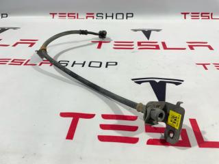шланг тормозной Tesla Model 3 1 поколение 2019, 1044722-00-D