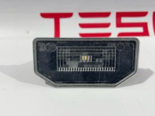 подсветка номера Tesla Model 3 1 поколение 2019, 1449730-00-B