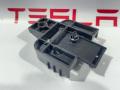 Кронштейн крепления модуля Homelink Tesla Model 3 1 поколение 2019, 1098355-00-B - фото №2